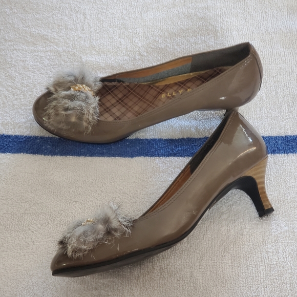 Jelly beans heals lady's shoes - Picture 4 of 7